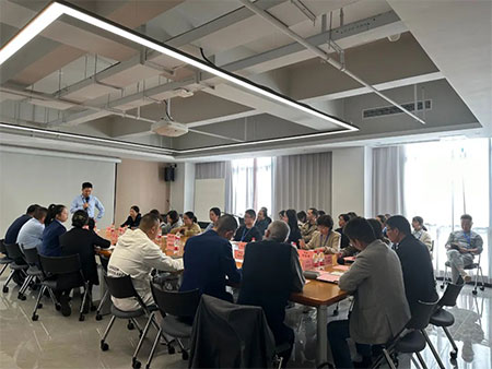 凱盛總部召開(kāi)“解放思想再出發(fā)，二次創(chuàng)業(yè)大討論”座談會(huì)